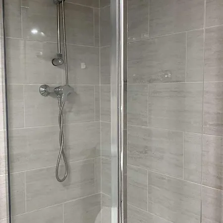 Apartment Avec Loggia - Exposition Sud/est, Parc Charles De Gaulle, 2*, Equipe, - Fr-1-553-121 Balaruc-les-Bains