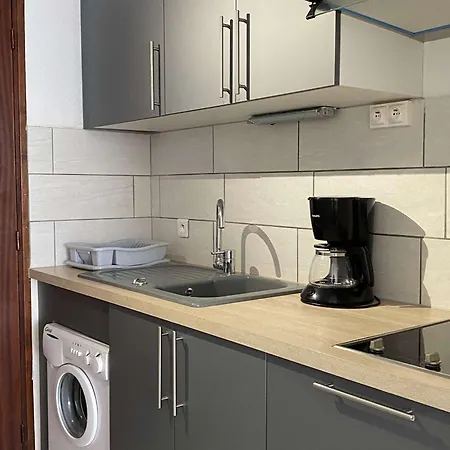 Avec Loggia - Exposition Sud/est, Parc Charles De Gaulle, 2*, Equipe, - Fr-1-553-121 Apartament